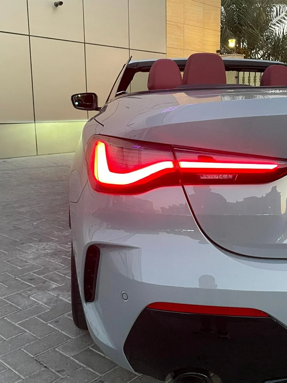 2025 BMW 420i Convertible Nardo Gray, view 3