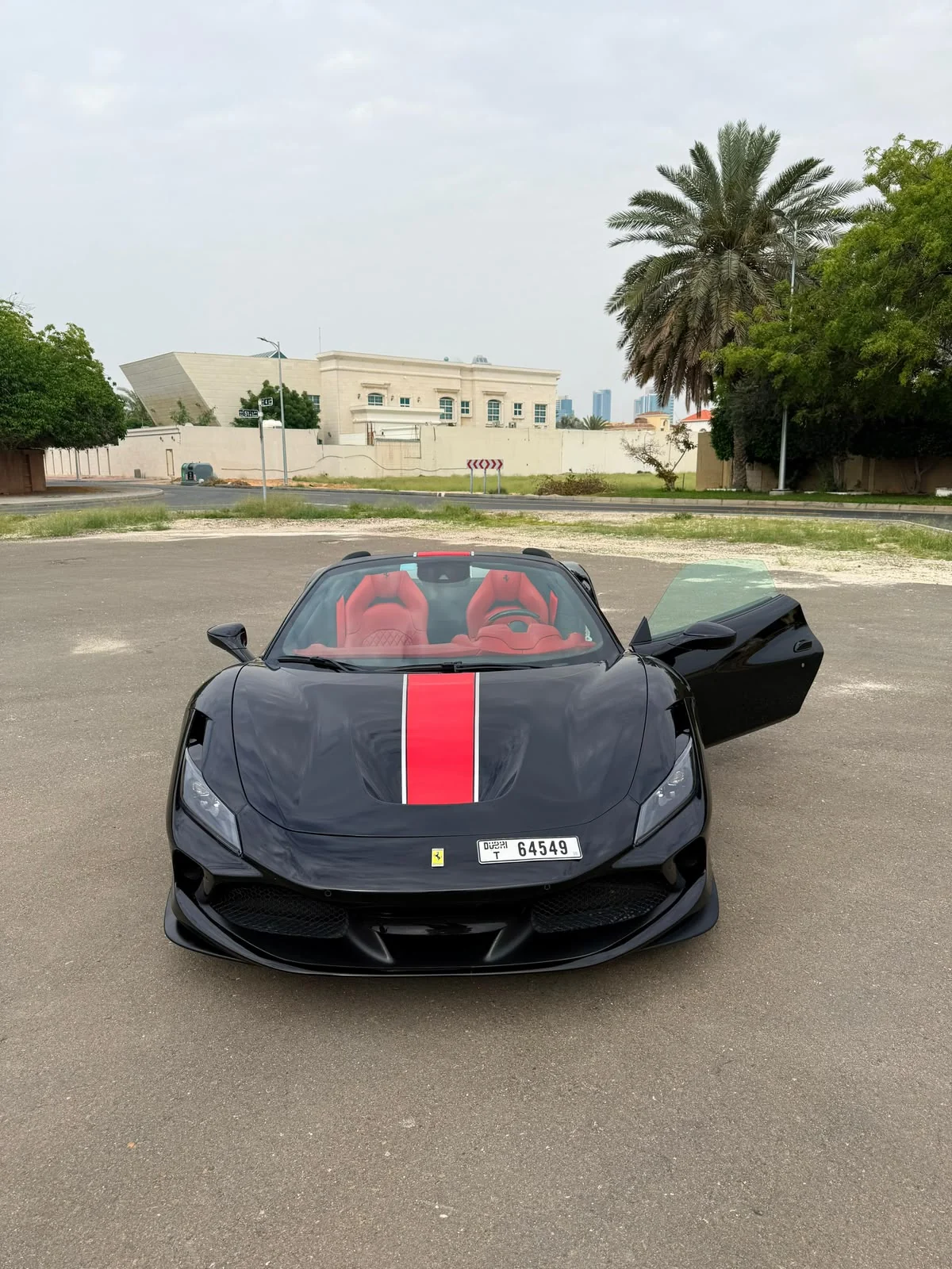 2023 Ferrari F8 Spyder Black, view 1