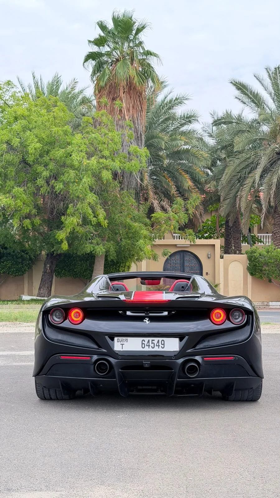 2023 Ferrari F8 Spyder Black, view 4