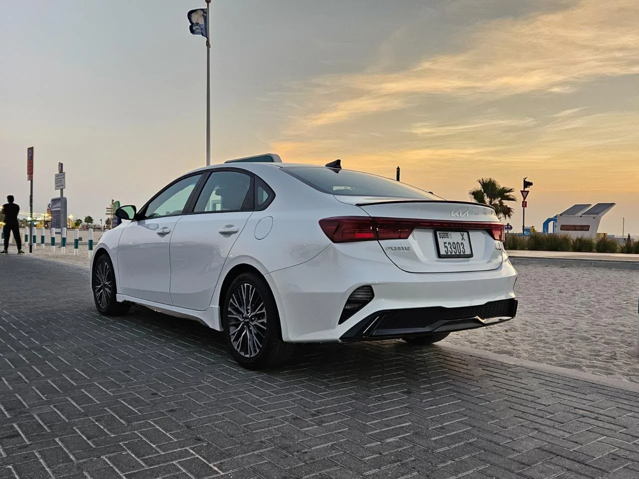 2024 Kia Cerato GT White, view 4