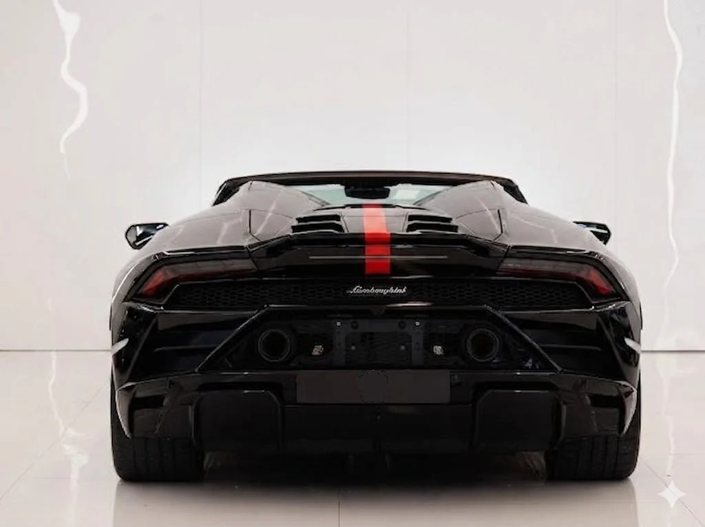 2023 Lamborghini Huracan Evo Spyder Black, view 2
