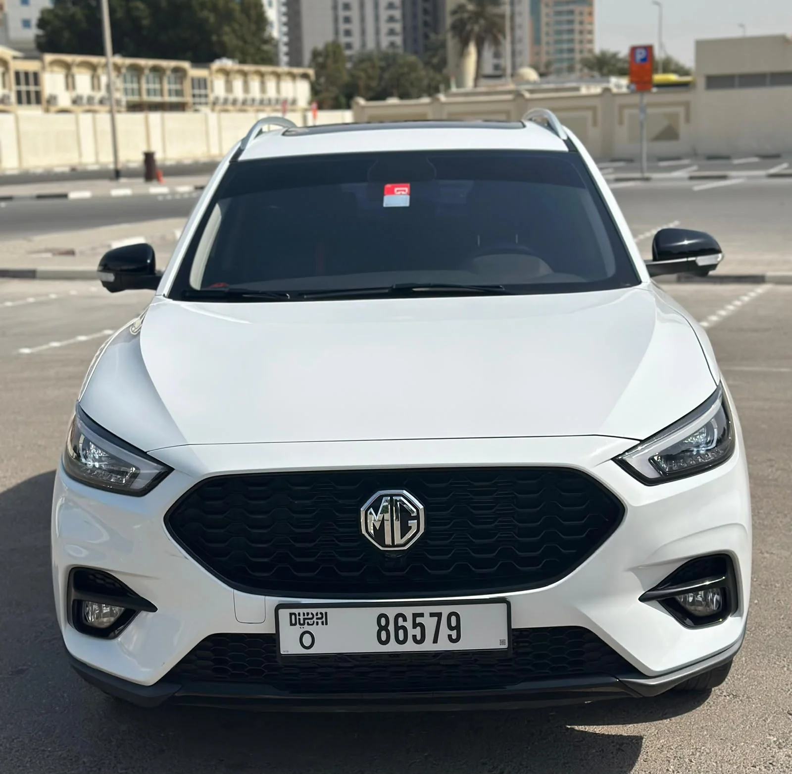MG luxury car rental in Dubai
